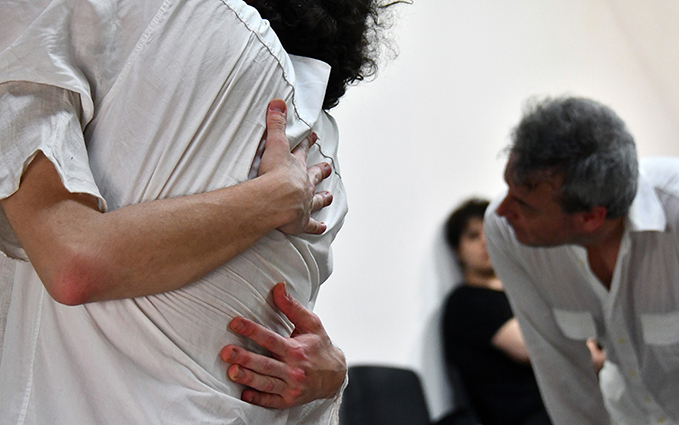 EDIPO. CORPO DI SFINGE. IL PAESE DEL NULLA. Seconda stanza.