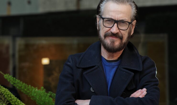 I vinili di Marco Giallini. La passione, i ricordi e gli aneddoti legati ai dischi di una vita
